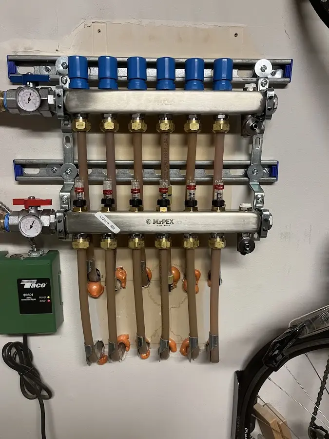 Plumber performing Sink Repair at a residential property in El Cerro Mission